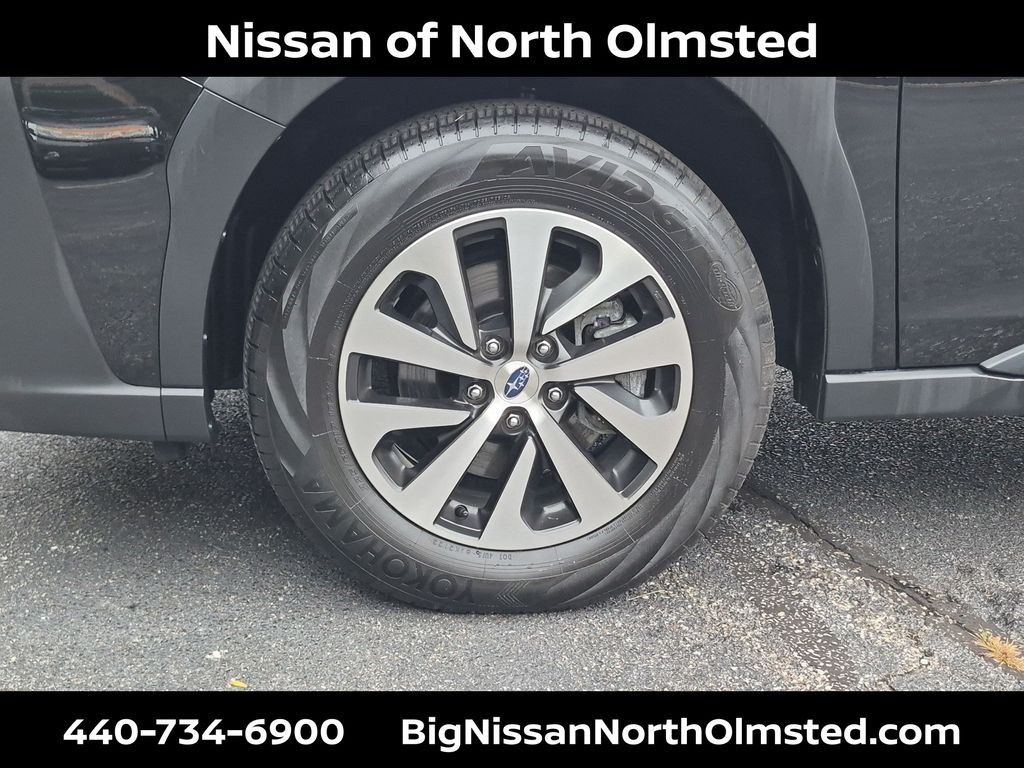 Used 2024 Crystal Black Silica Subaru 2.5i image 24