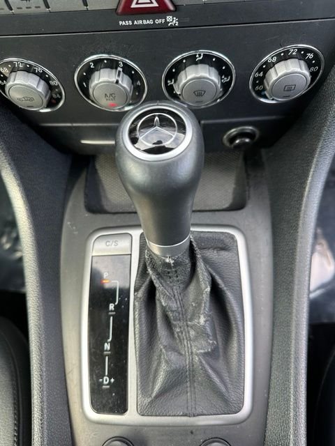 Used 2007 Gray Mercedes-Benz SLK 280 image 29