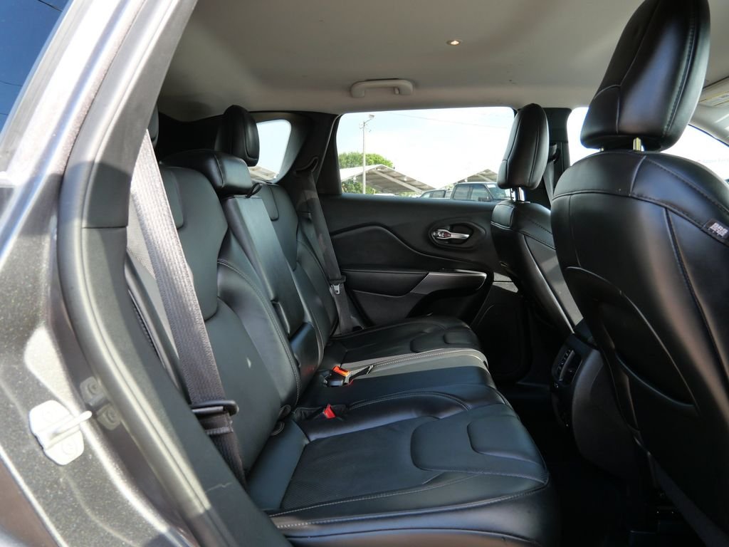 Certified Used 2020 Gray Jeep Limited image 14