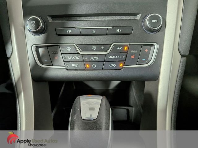 Used 2016 White Ford SE image 22