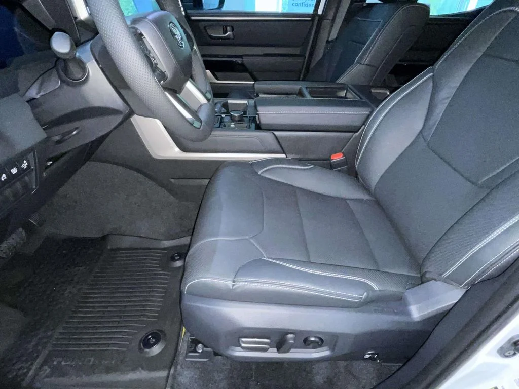 New 2026 Wind Chill Pearl Toyota Limited image 10