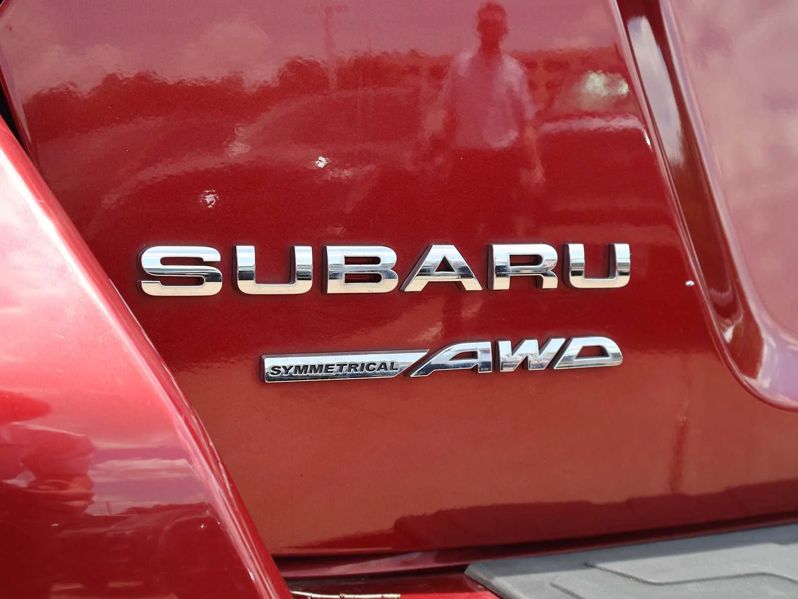 Used 2015 Venetian Red Pearl Subaru Premium image 12