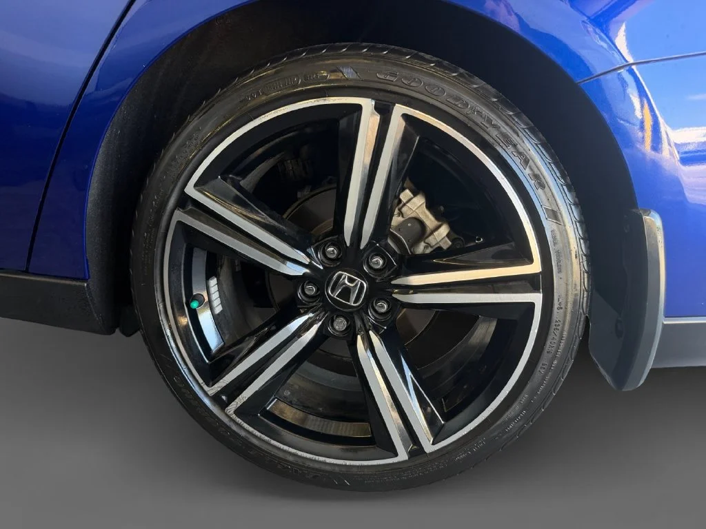 Used 2024 Blue Honda Sport image 17