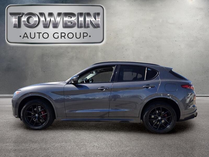Used 2020 Gray Metallic Alfa Romeo SPORT RWD image 7