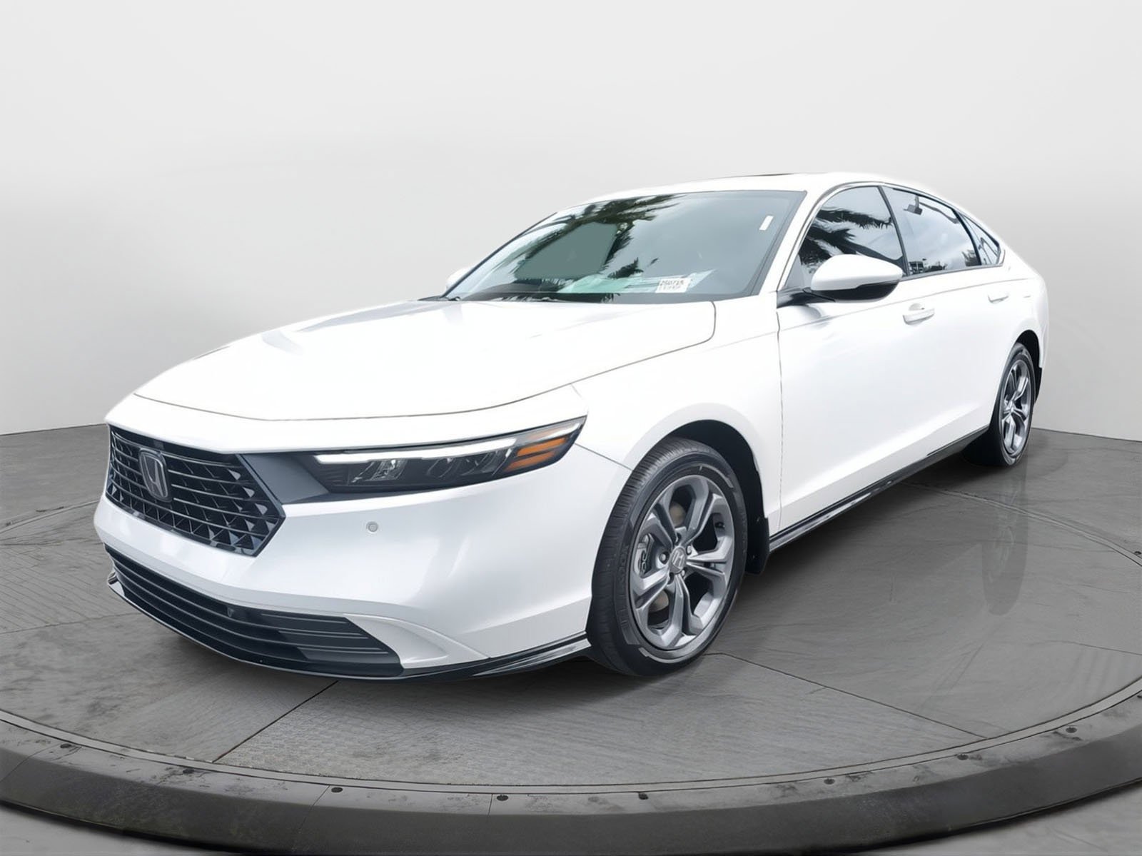 2025 Honda Accord Hybrid EX-L - Photo 2