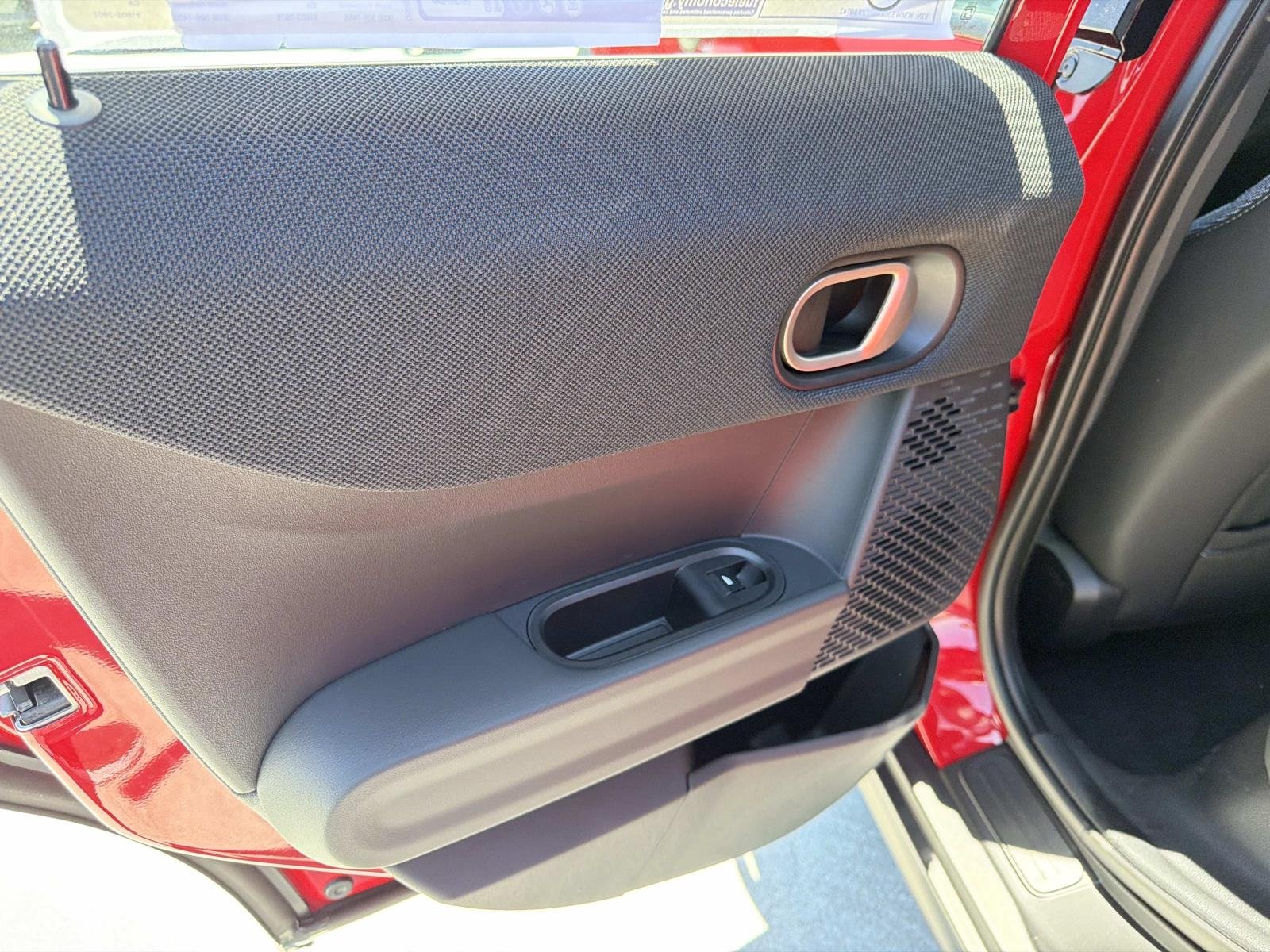 New 2026 0C74 Chili Red II MINI Signature Plus image 8