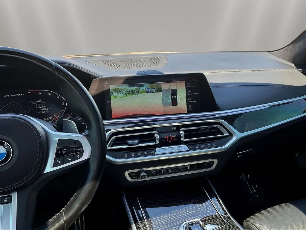 2022 BMW X7 M50i - Photo 9