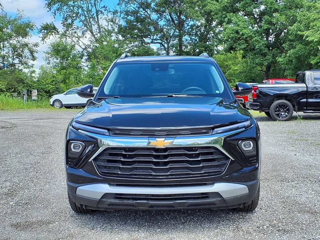 Used 2025 Mosaic Black Metallic Chevrolet LT image 2