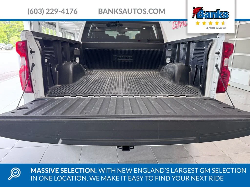 Certified Used 2025 Summit White Chevrolet LT image 8
