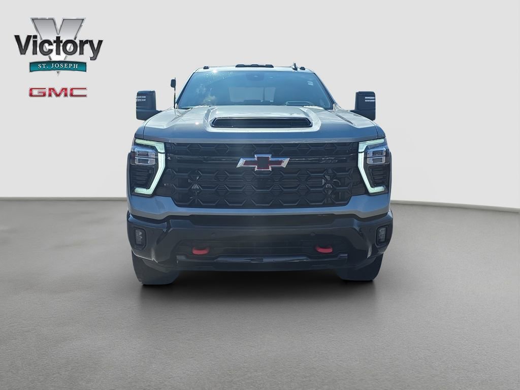 Used 2026 Chevrolet Silverado 2500HD ZR2 with VIN 2GC4KYEY1T1131830 for sale in Kansas City