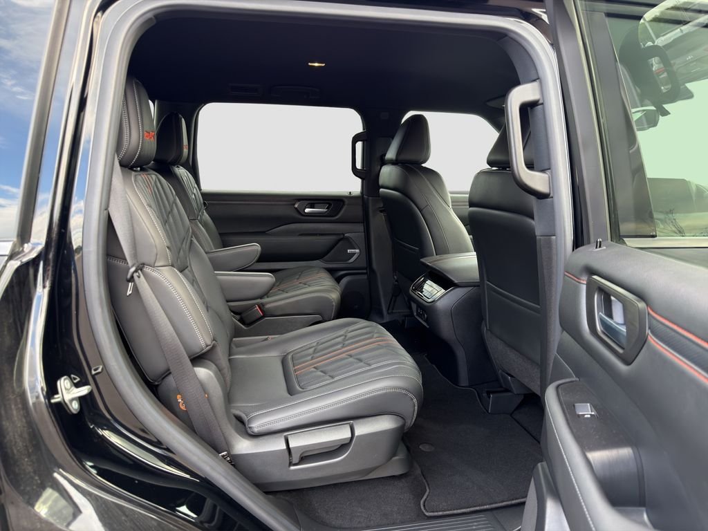 Used 2026 Black Nissan PRO-4X image 28