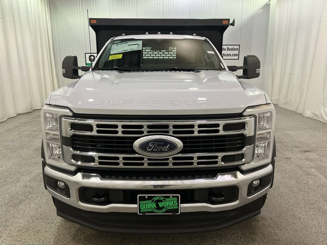 New 2026 Oxford White Ford F-550® XL image 2
