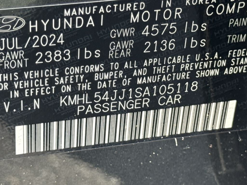 Used 2025 Gray Hyundai Limited image 33