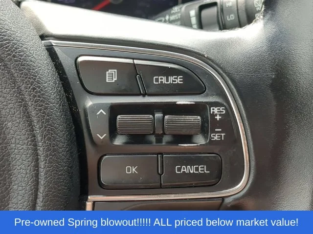 Used 2017 Silver Kia EX image 26
