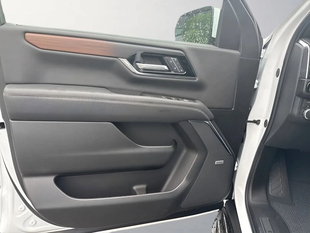 New 2026 Summit White GMC Denali image 27