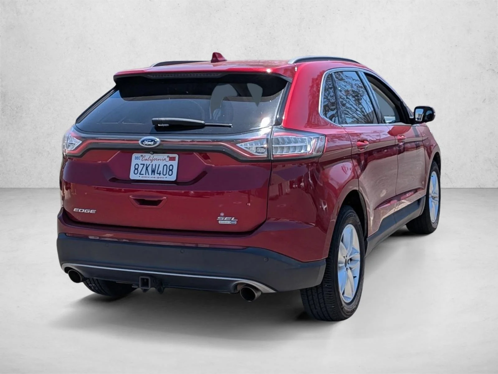 Used 2015 Ruby Red Metallic Tinted Clearcoat Ford SEL image 5