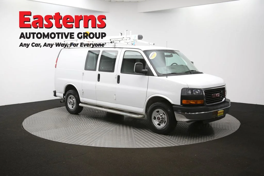 Used 2015 White GMC Work Van image 47