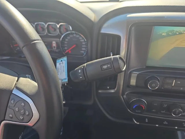 Used 2018 Silver Chevrolet LT image 26