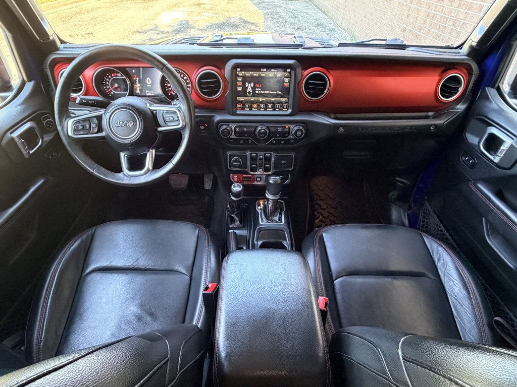 Used 2018 Ocean Blue Metallic Clearcoat Jeep Rubicon image 27