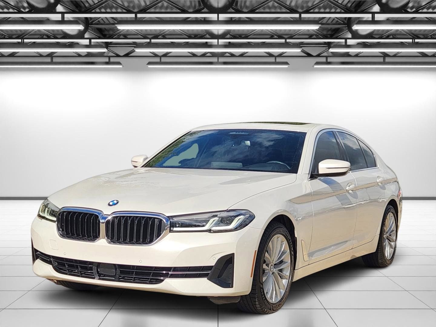 Used 2022 Mineral White Metallic BMW 530i image 5