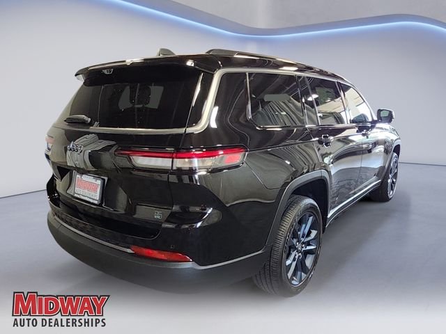 New 2026 Diamond Black Crystal Pearl-Coat Exterior Paint Jeep  image 5