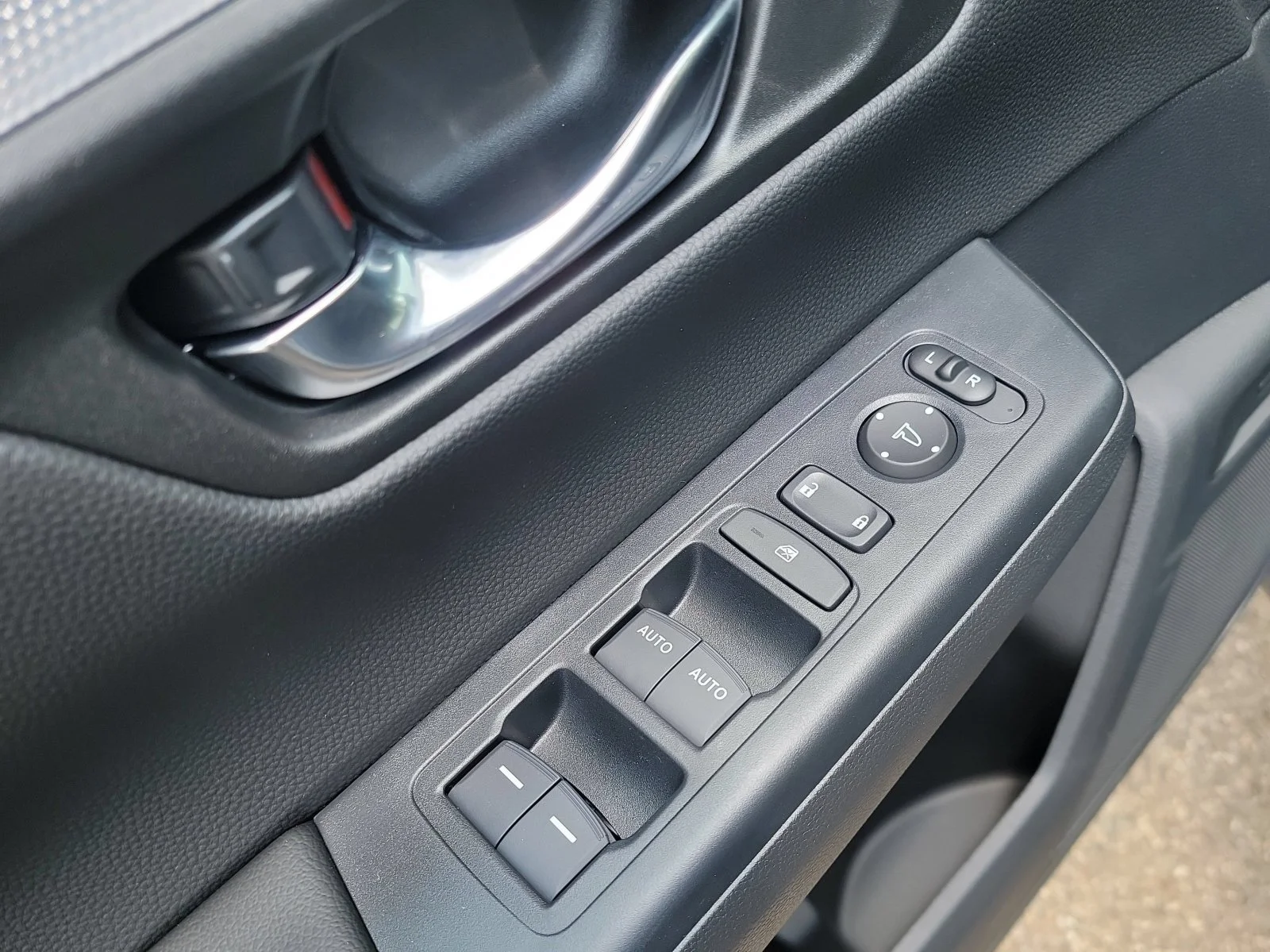 New 2026 Meteorite Gray Metallic Honda Sport image 6