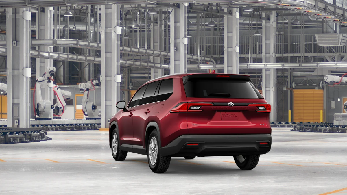 New 2026 Ruby Flare Pearl Toyota XLE image 19
