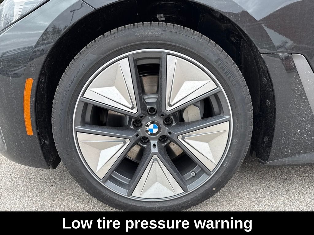 Used 2026 Black BMW xDrive40 image 11