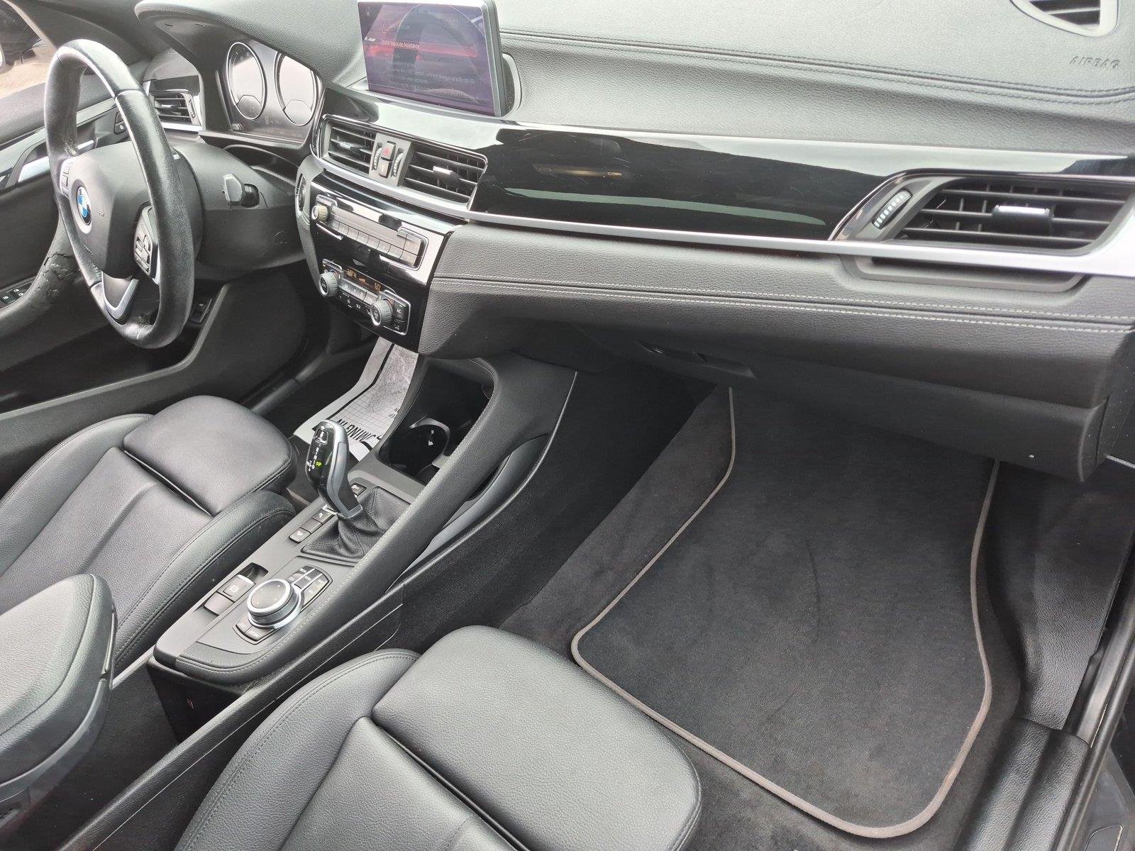 Used 2020 Jet Black BMW xDrive28i image 35