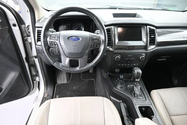 Used 2019 Silver Ford Lariat image 20