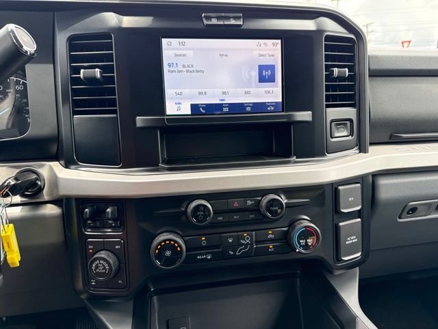 New 2026 Agate Black Metallic Ford XLT image 62