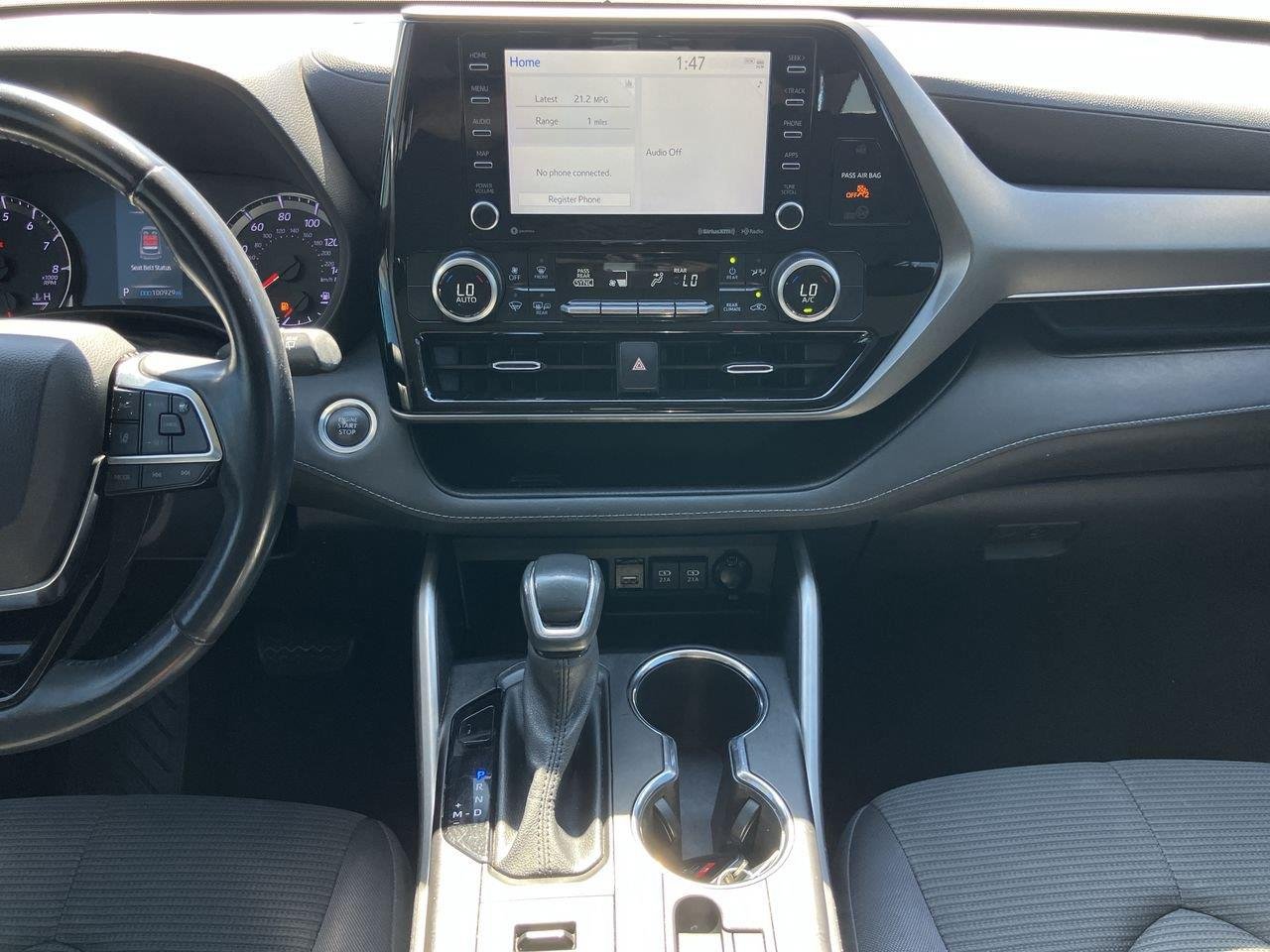 Used 2021 Gray (Magnetic Gray Metallic) Toyota LE AWD image 16