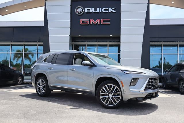 2026 Buick Enclave Avenir's photo