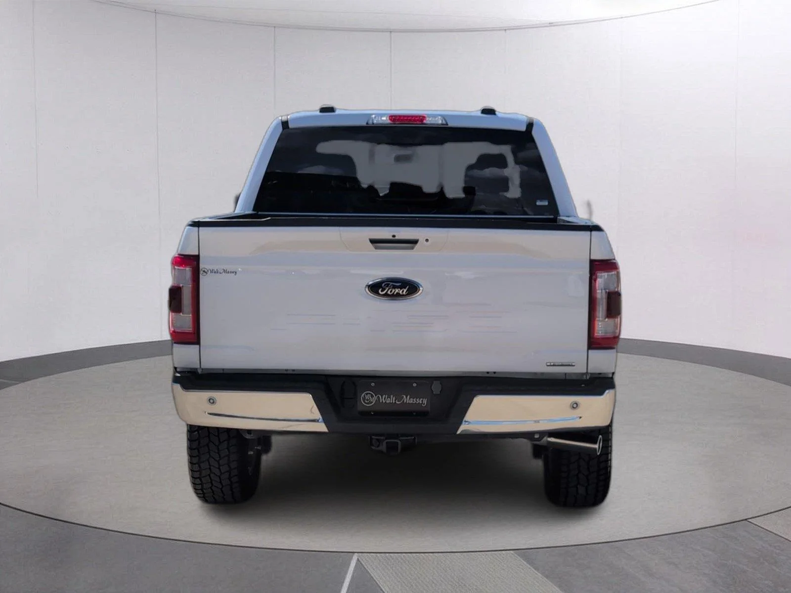 Used 2023 Oxford White Ford LARIAT image 4