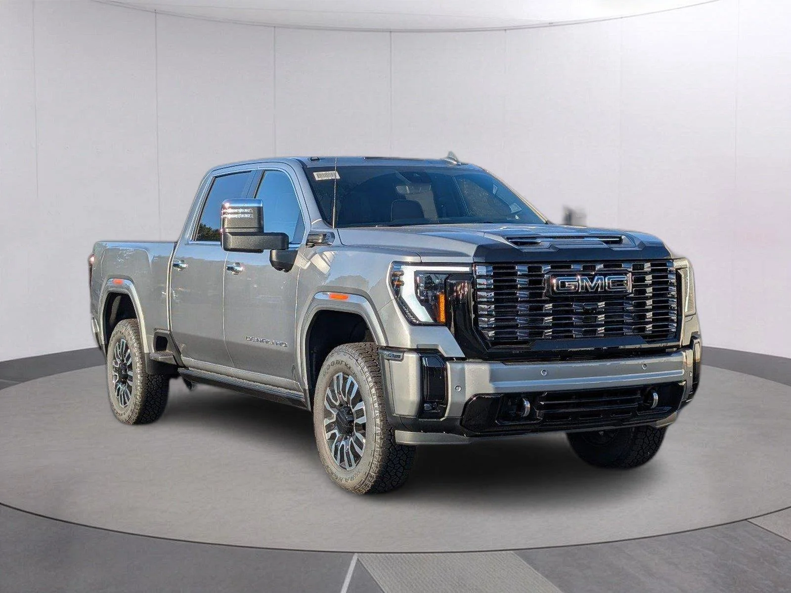 New 2026 Sterling Metallic GMC Denali Ultimate image 9