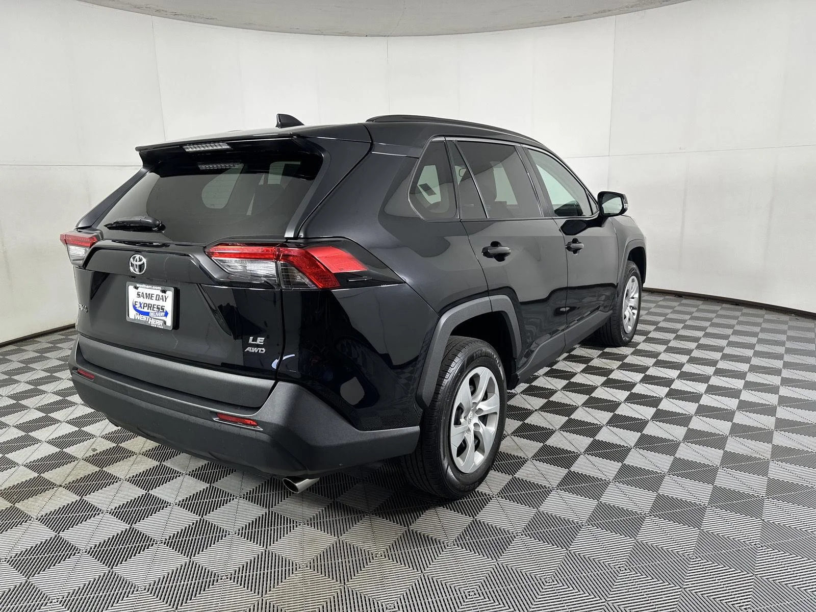 Used 2021 Midnight Black Metallic Toyota LE image 14