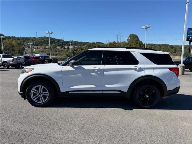 Used 2020 Oxford White Ford XLT image 2