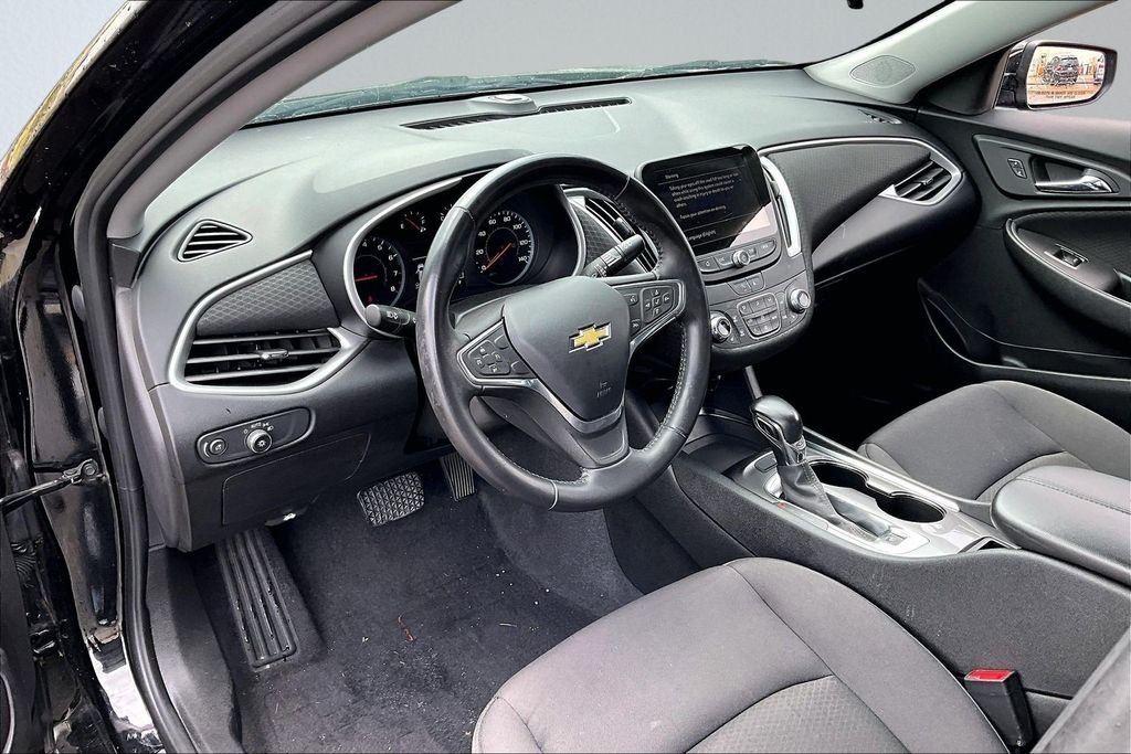 Used 2022 Black Chevrolet LT image 11