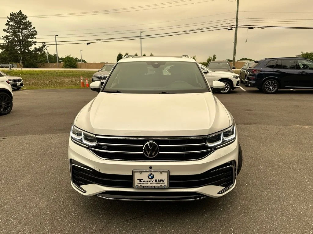 Used 2024 White Volkswagen 2.0T SEL R-Line image 2