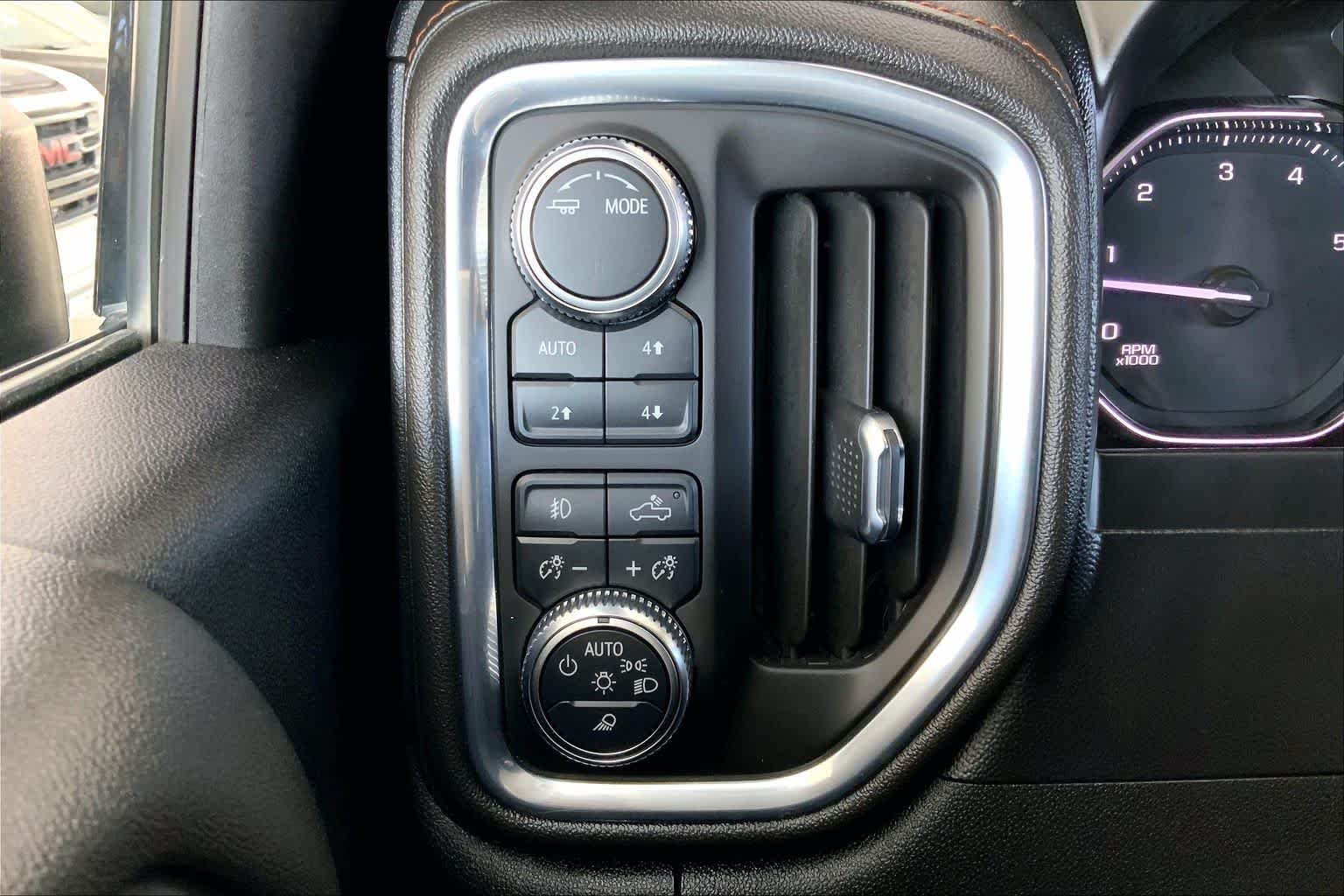 Used 2022 Onyx Black GMC AT4 image 34