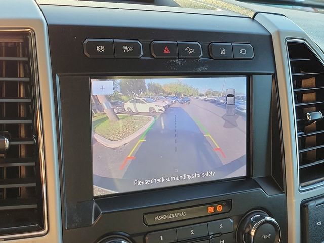Used 2020 White Ford Lariat image 28