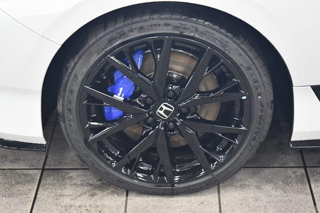 New 2026 Winter Frost Pearl Honda 2-Tone image 7