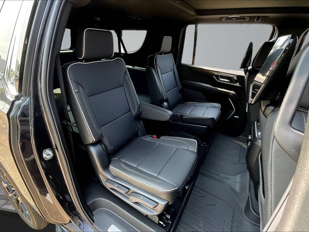 New 2026 Titanium Rush Metallic GMC Elevation image 10