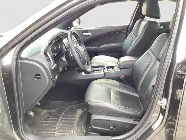 Used 2020 Granite Dodge SXT image 10