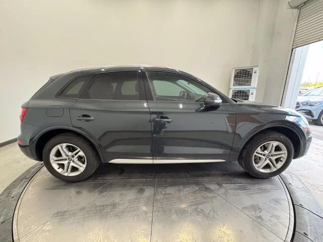 Used 2018 Manhattan Gray Metallic Audi 2.0T Premium image 15