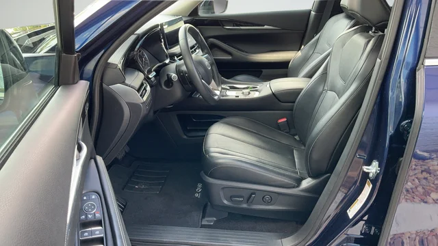 Used 2025 Blue INFINITI PURE image 19