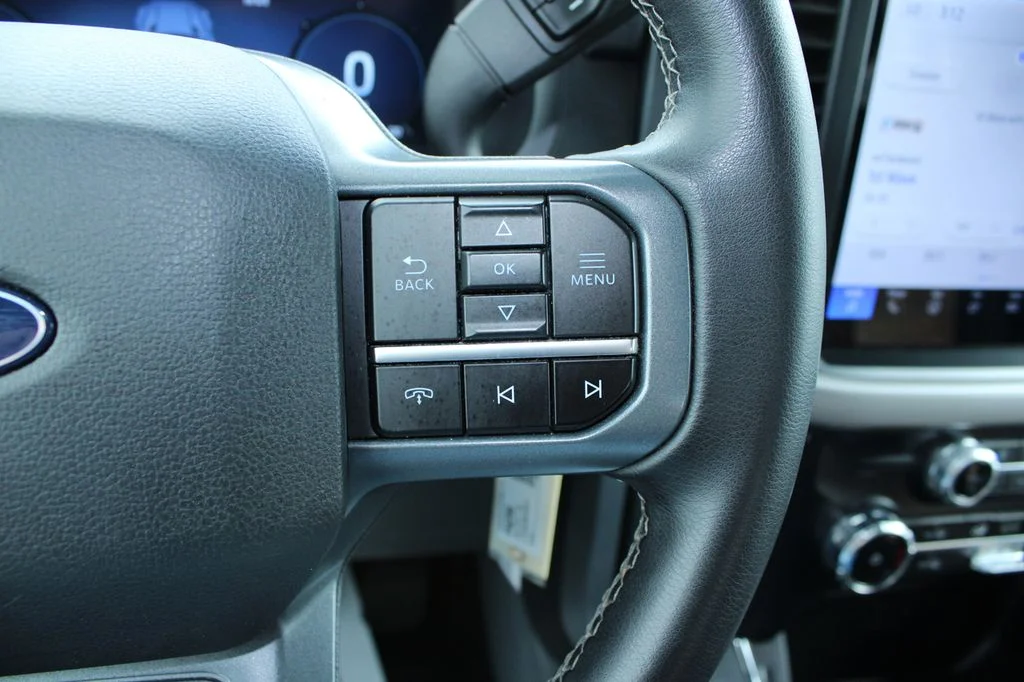 Used 2024 Black Metallic Ford XLT image 38