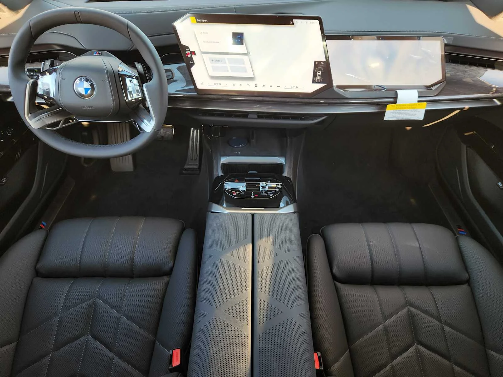 New 2027 Black Sapphire Metallic BMW 740i xDrive image 6