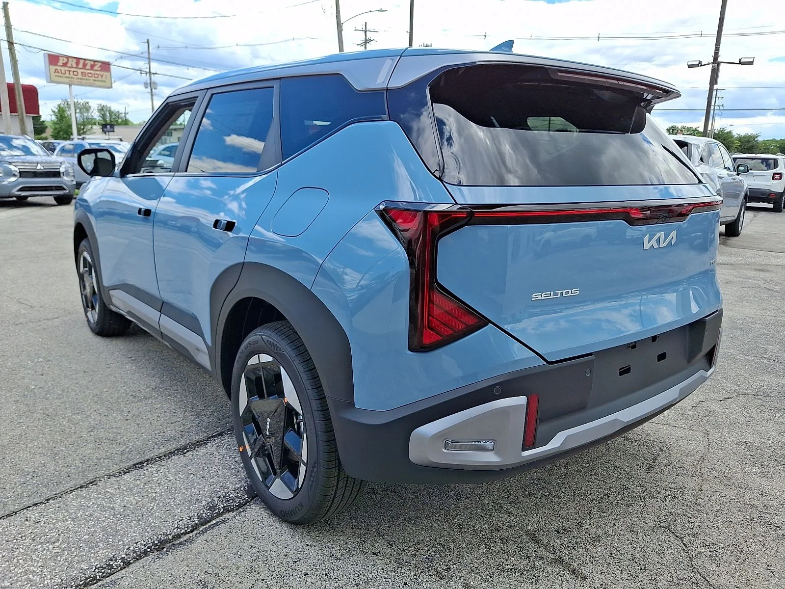New 2027 Blue Kia S image 6
