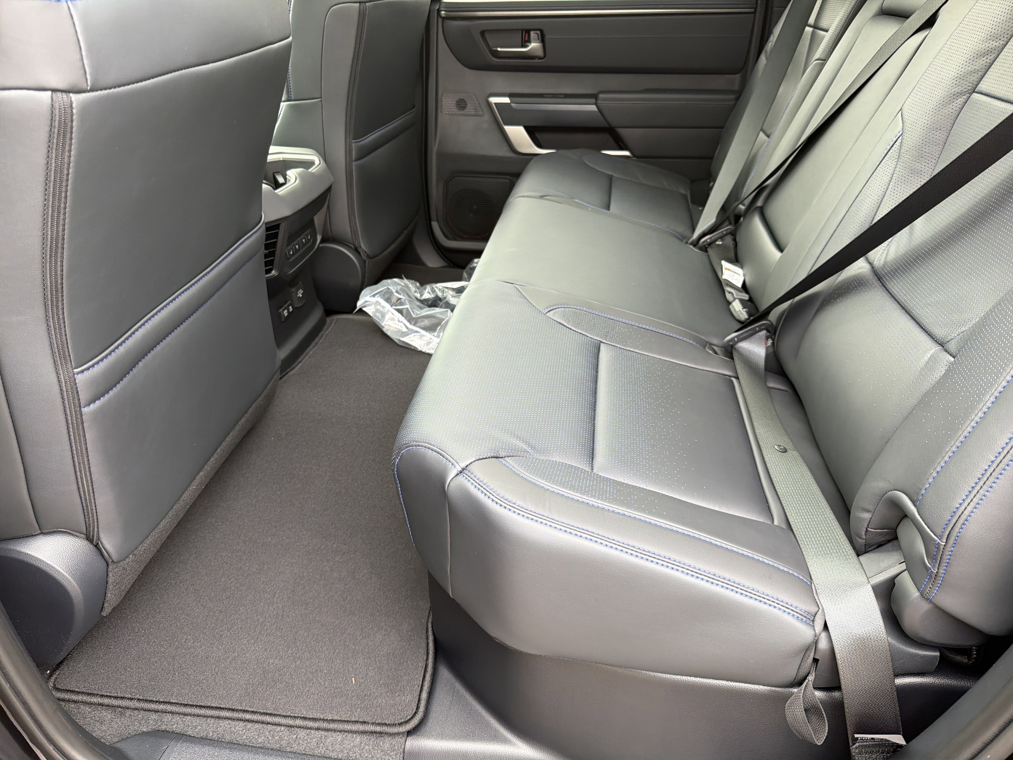 2026 Toyota Tundra Platinum - Photo 32